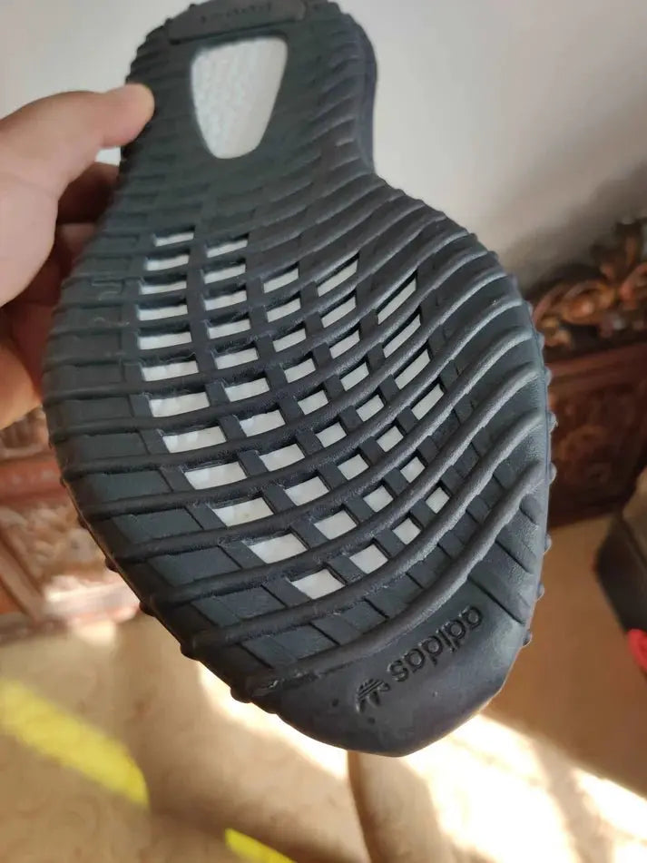 Adidas Yeezy 350 V2 Black(Laces Reflective) - Sneak Kicks