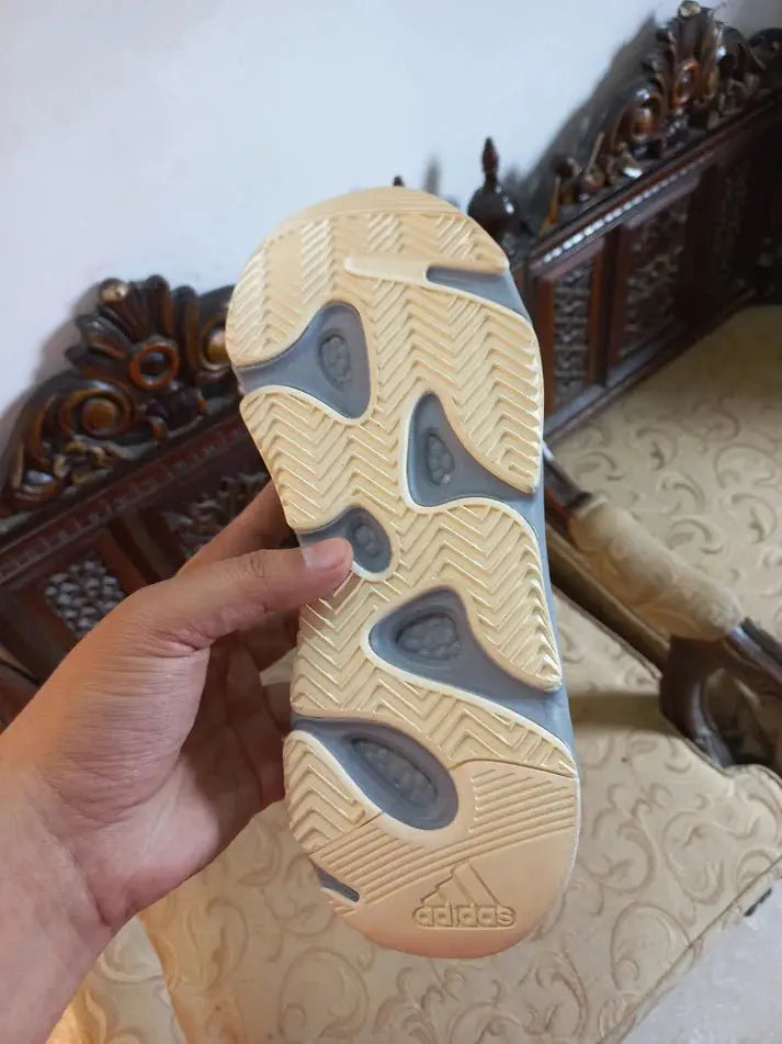 Adidas Yeezy 700 Inertia - Sneak Kicks