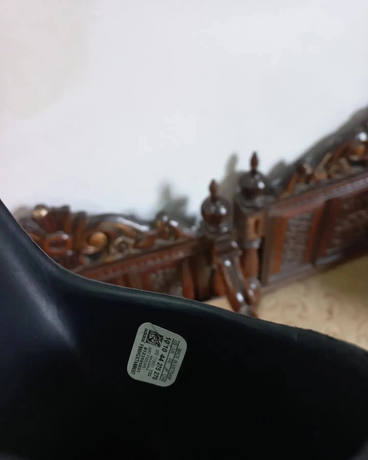 Adidas Yeezy Slides Onyx - Sneak Kicks