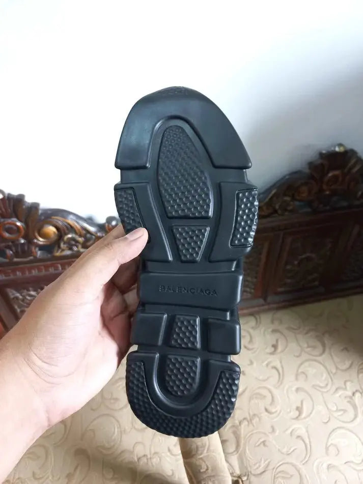 Balenciaga Speed Trainers Triple Black - Sneak Kicks