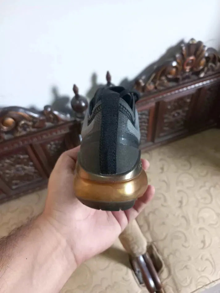 Nike Air Vapormax 2019 Black/Metallic Gold Sneak Kicks