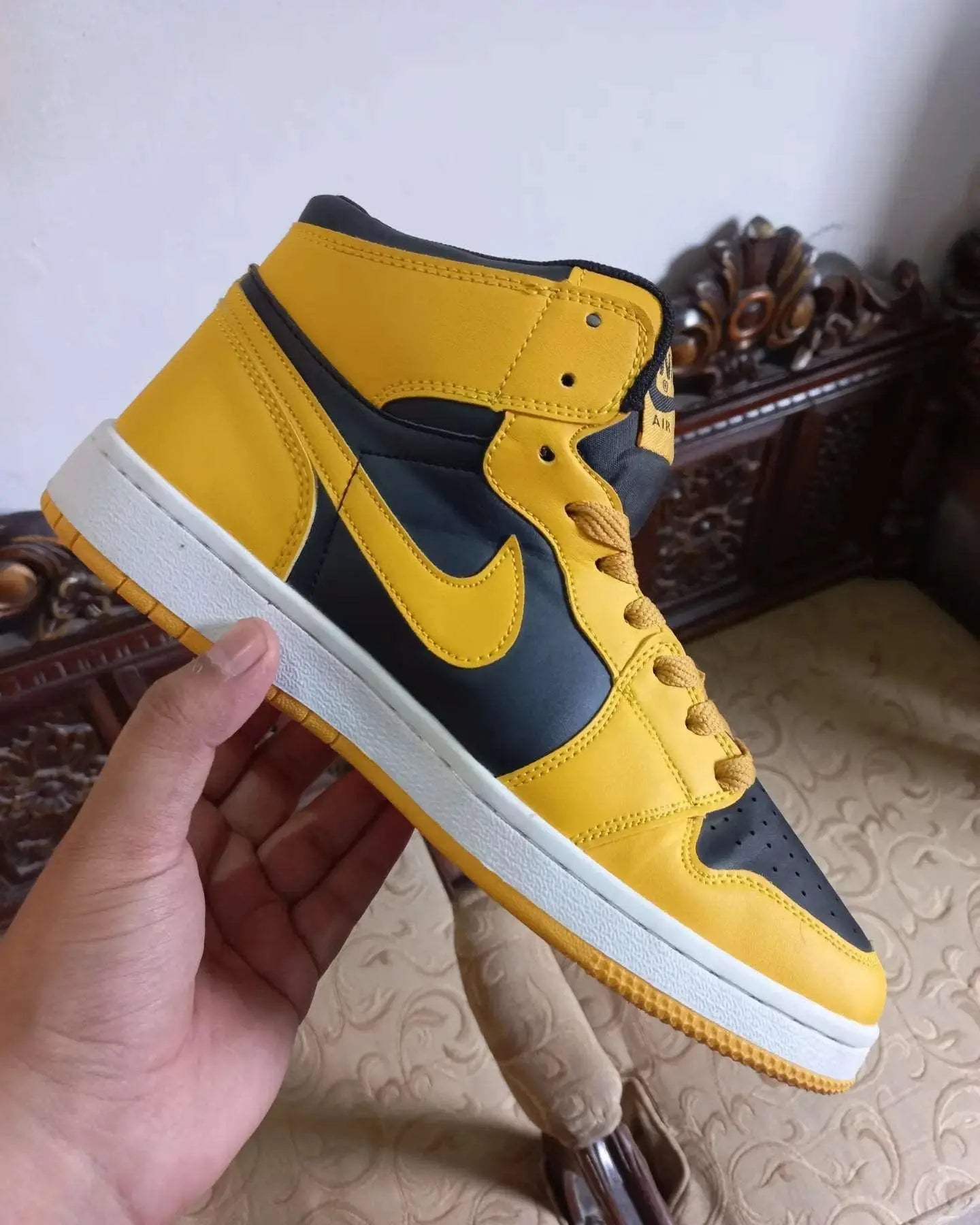 Nike Air Jordan 1 High Pollen - Sneak Kicks