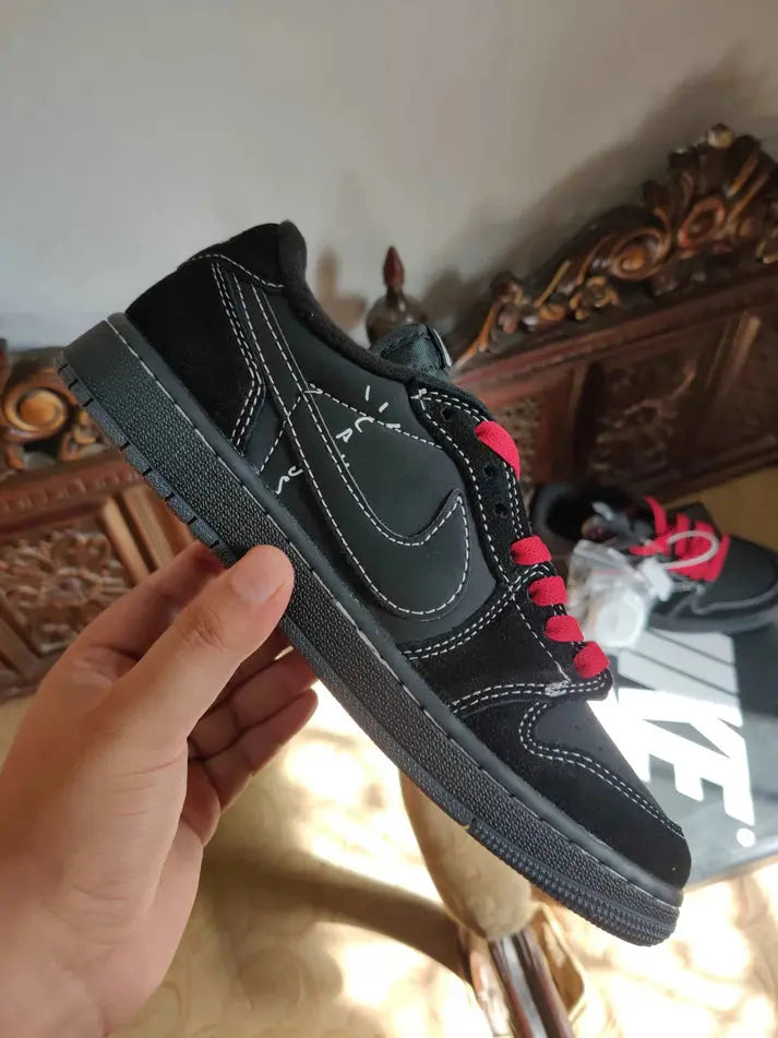Nike Air Jordan 1 Retro Low OG SPTravis Scott Black Phantom Sneak Kicks