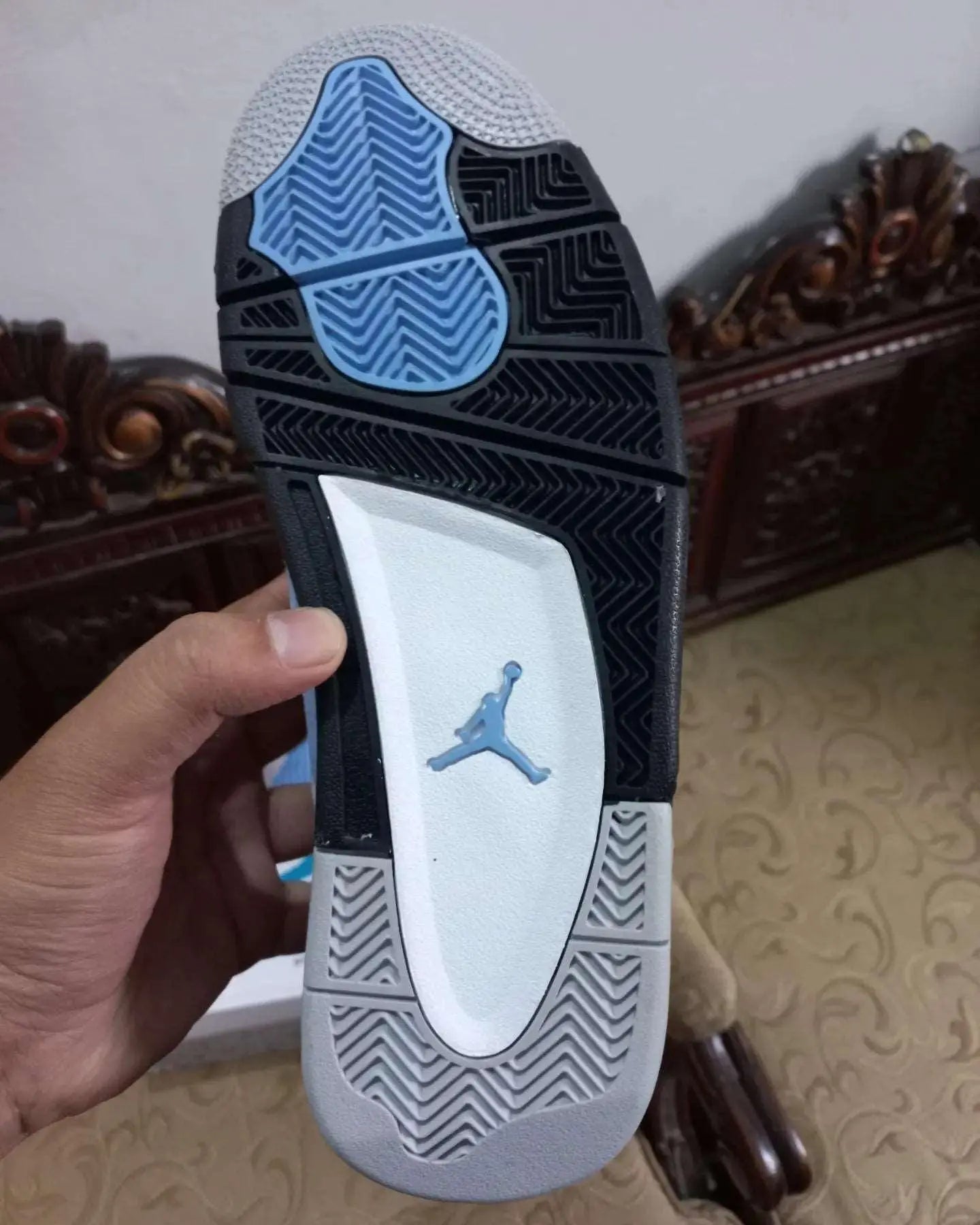 Nike Air Jordan 4 Retro University Blue(Suede) - Sneak Kicks