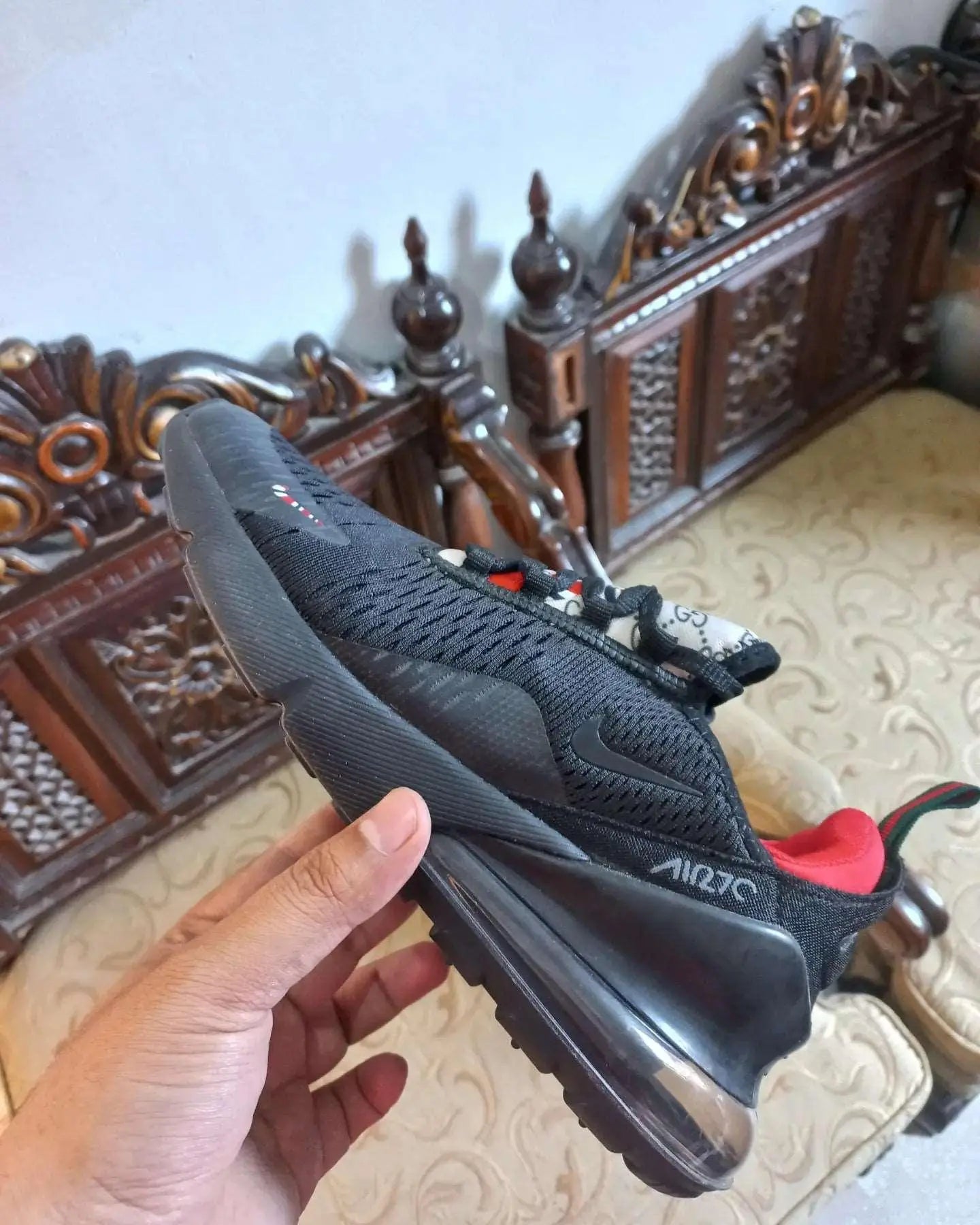 Nike Airmax 270 x GUCCI Sneak Kicks