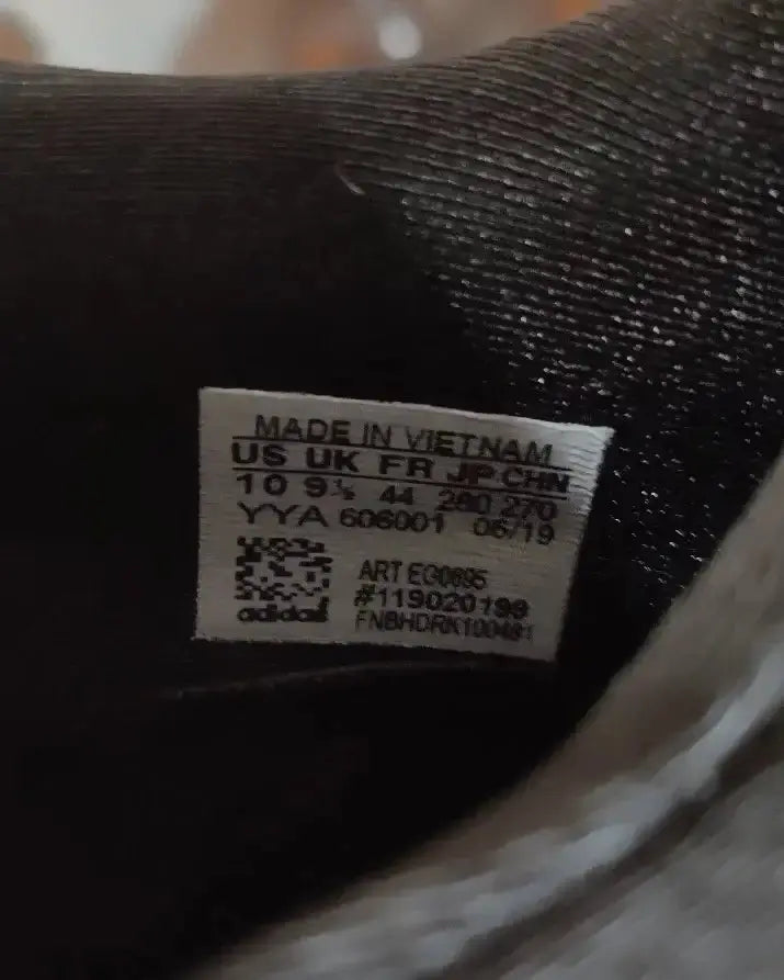 Adidas UltraBoost 20's Black/Silver-Sneak Kicks - Sneak Kicks