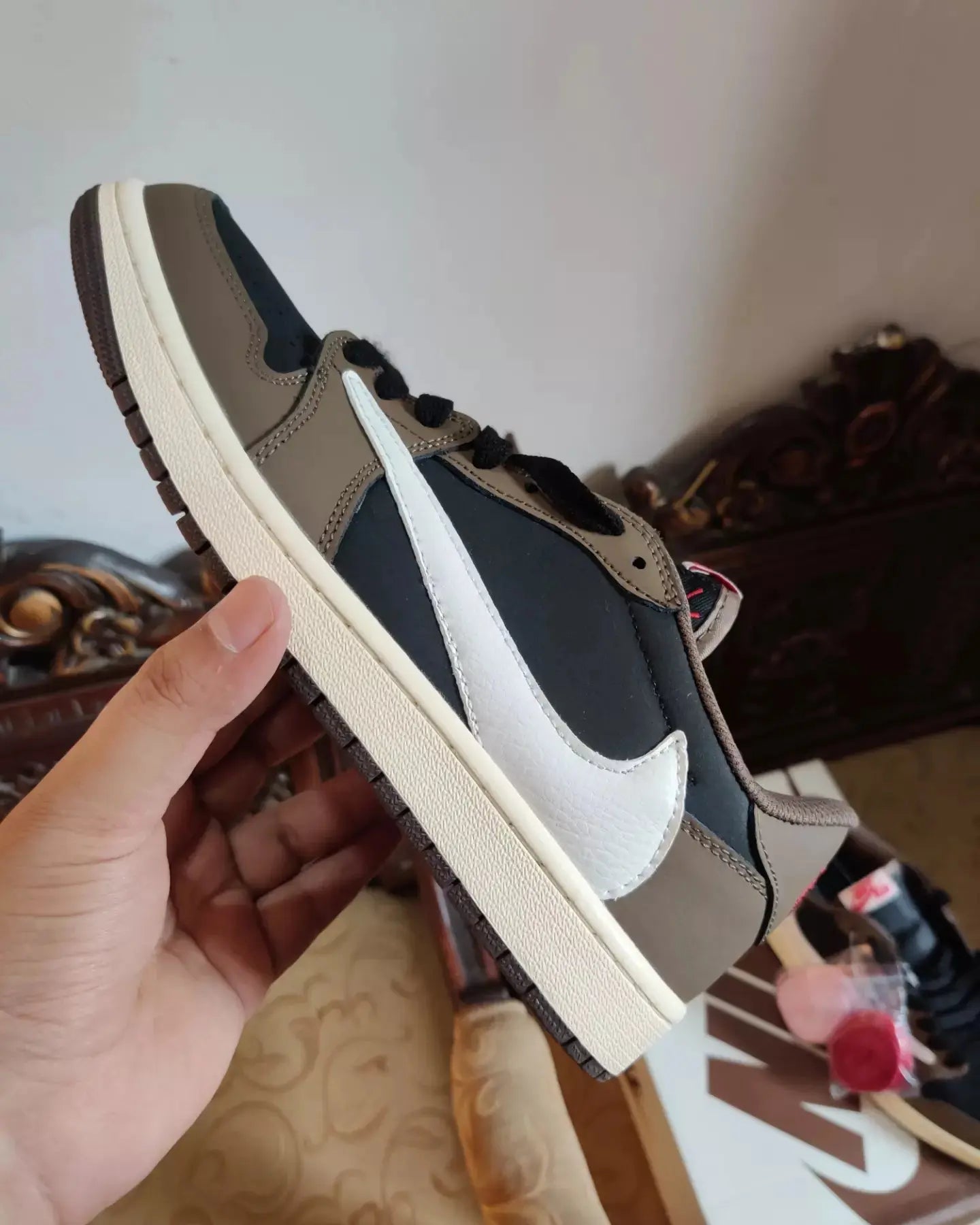 Travis Scott X Nike Air Jordan 1 Low Cactus Jack Mocha Sneak Kicks