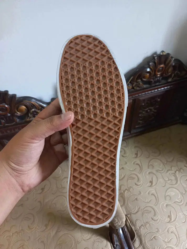 Vans SK8-HI Reissue Canvas Verdant Green Marshmallow Sneak Kicks