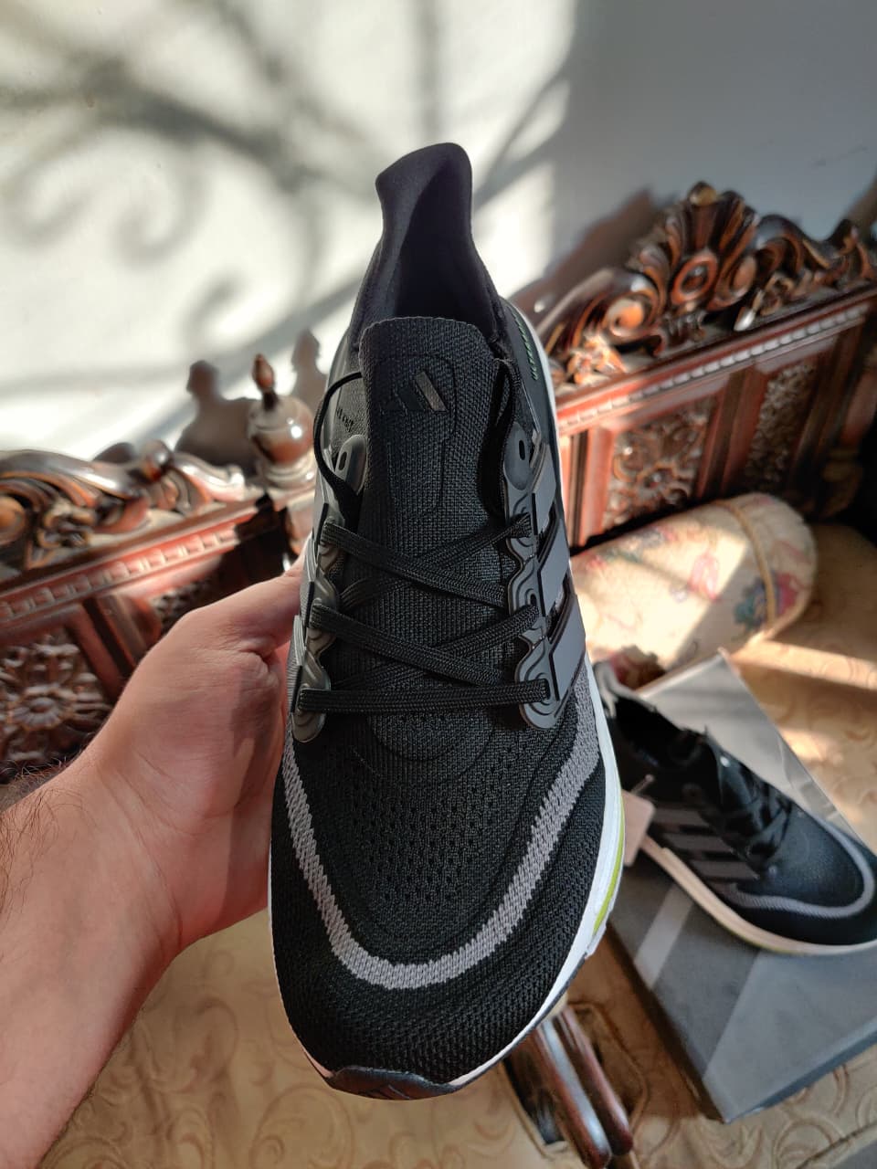 Adidas UltraBoost 22 Black/White Investor