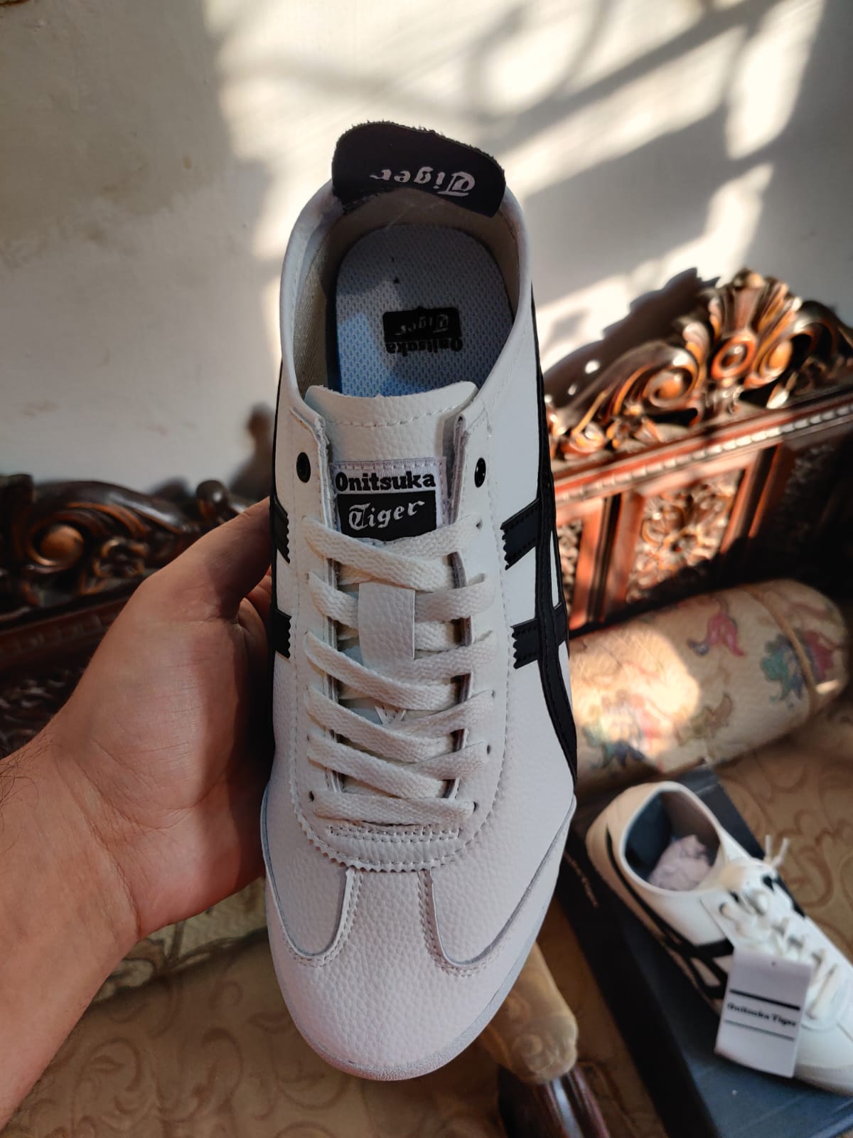 Asics Onitsuka Mexico 66 White Black Investor