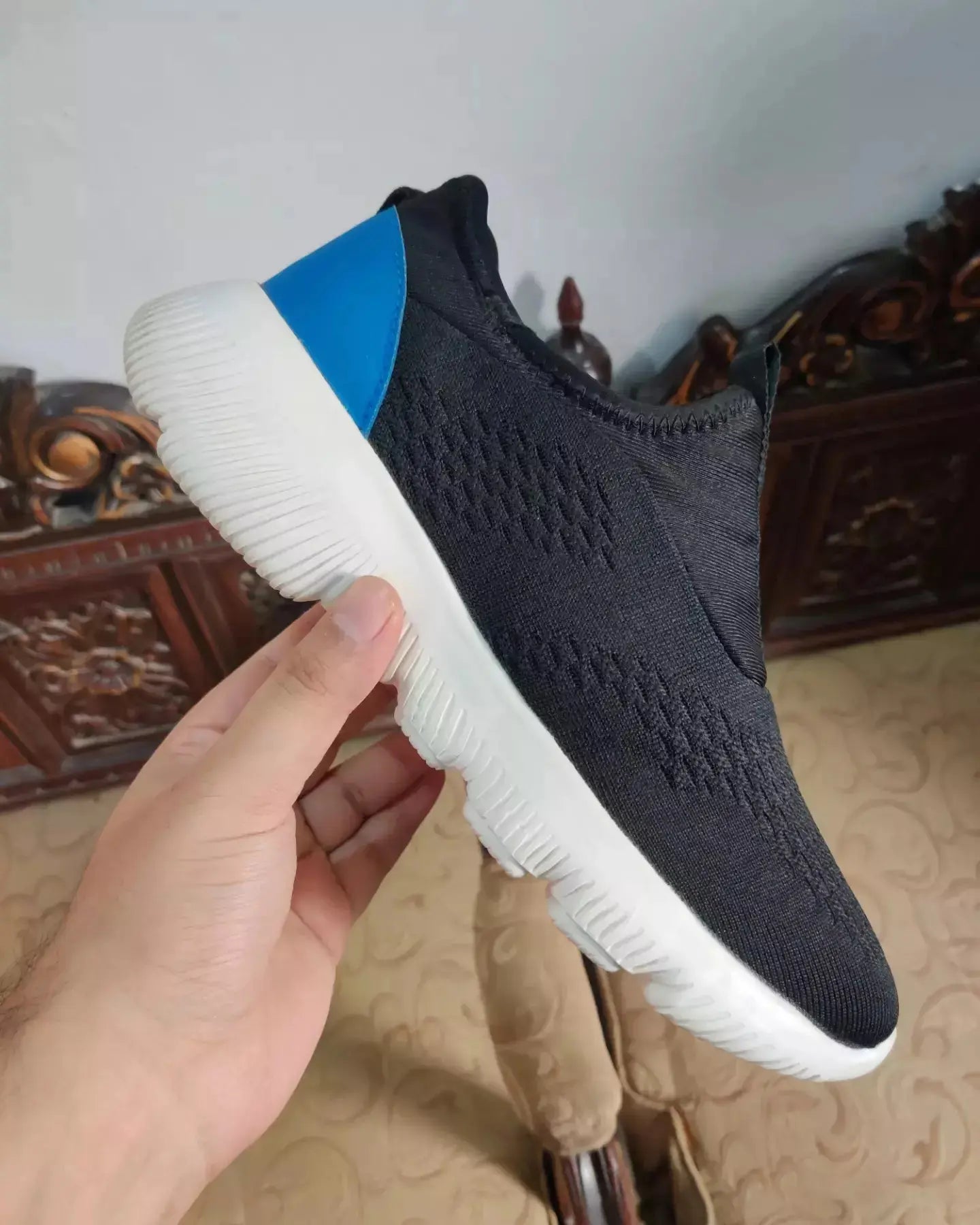 Skechers GoWalk Black/Blue Sneak Kicks