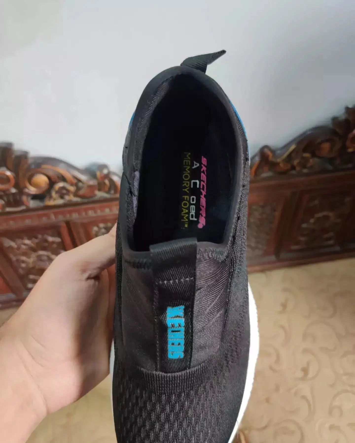 Skechers GoWalk Black/Blue Sneak Kicks