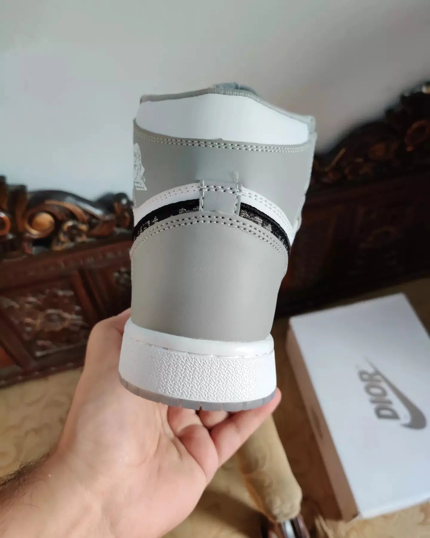 Nike Air Jordan 1 Retro High X "Dior" Sneak Kicks