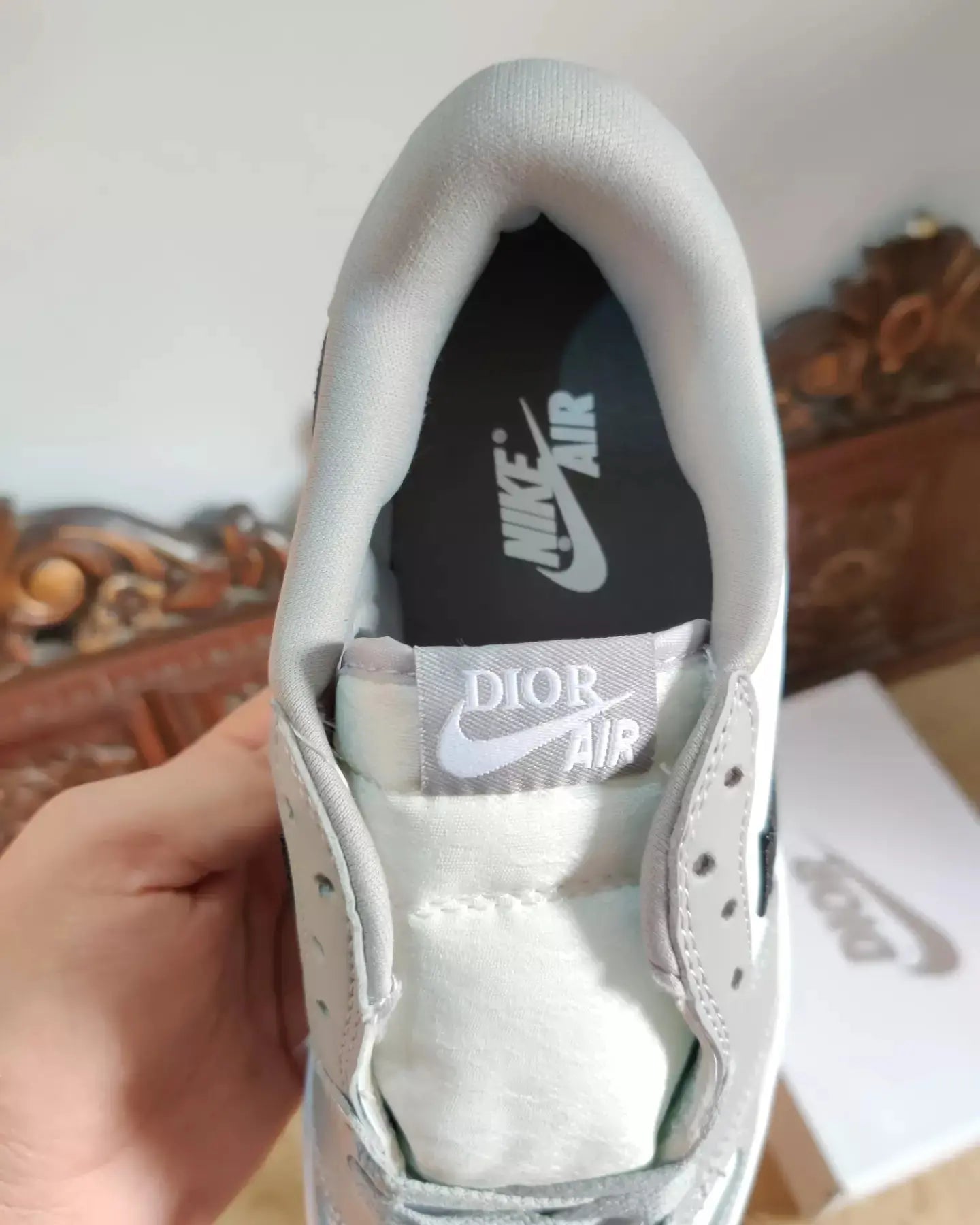 Nike Air Jordan 1 Retro Low X "Dior" Sneak Kicks