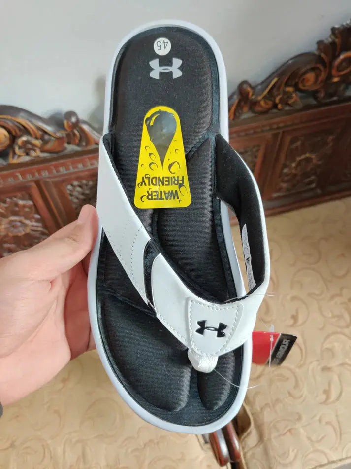 Under Armour Men's Flip Flop slides White Sneak Kicks