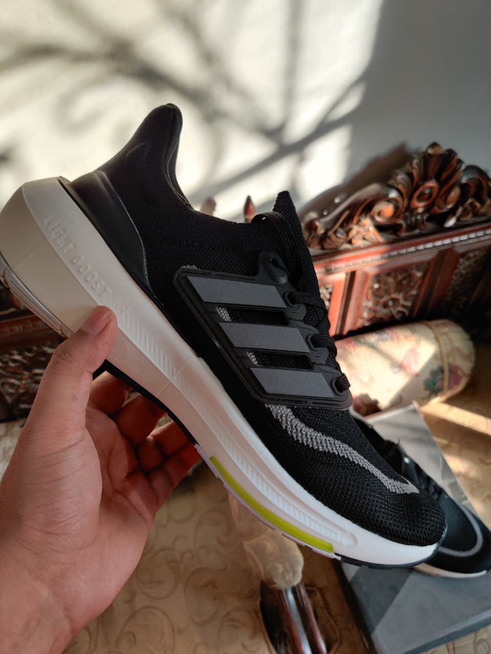 Adidas UltraBoost 22 Black/White Investor