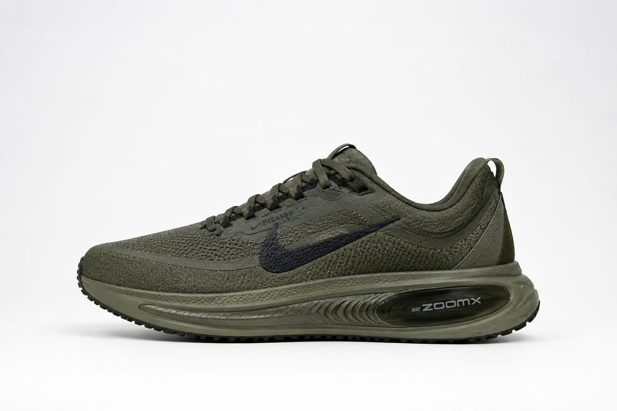 NIKE VOMERO 18