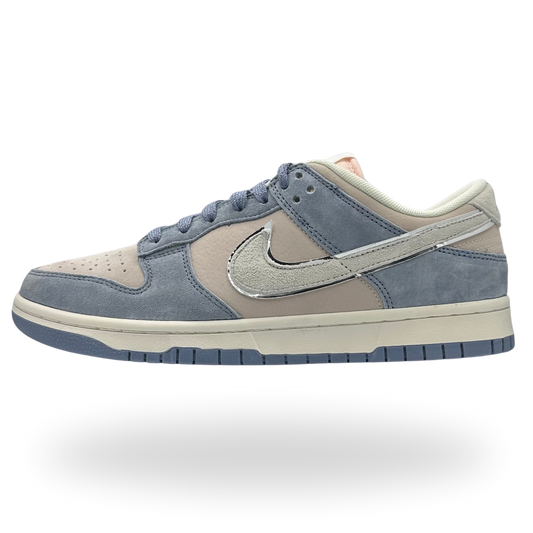 NK OTOMO
KATSUHIRO SB
Dunk Low OTS Investor