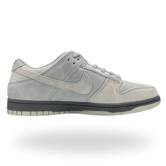 NK DUNK LOW PRO LONDON Investor