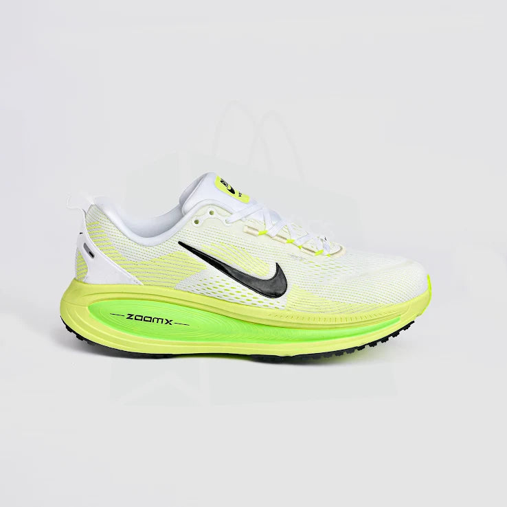 NIKE VOMERO 18 (volt electric green) Investor