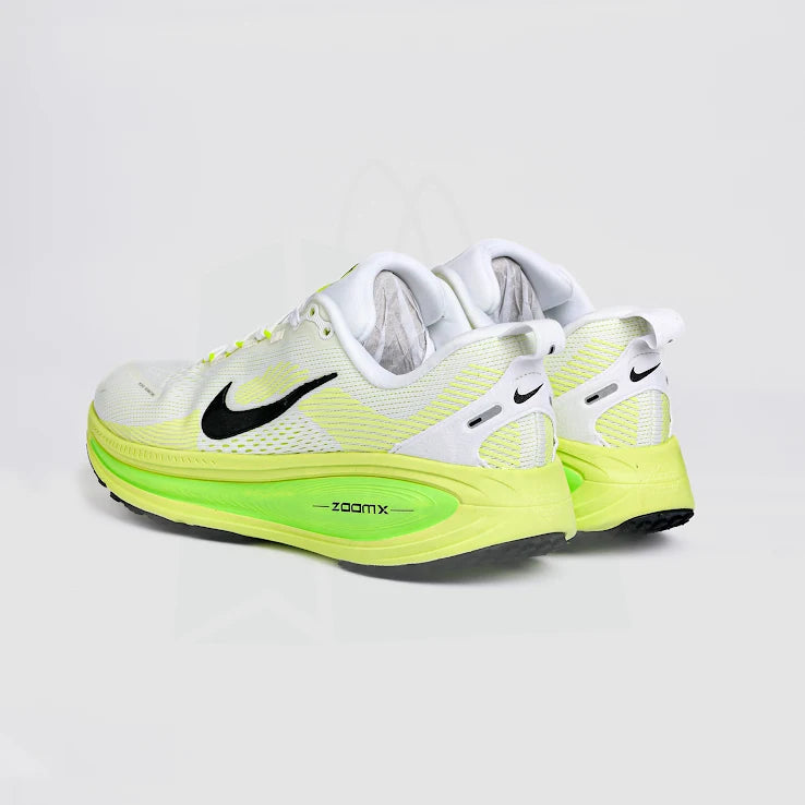 NIKE VOMERO 18 (volt electric green) Investor