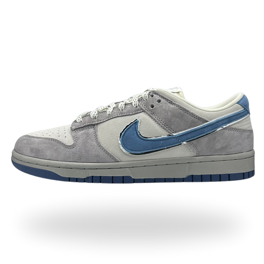 NK OTOMO
KATSUHIRO SB
Dunk Low OTS Investor