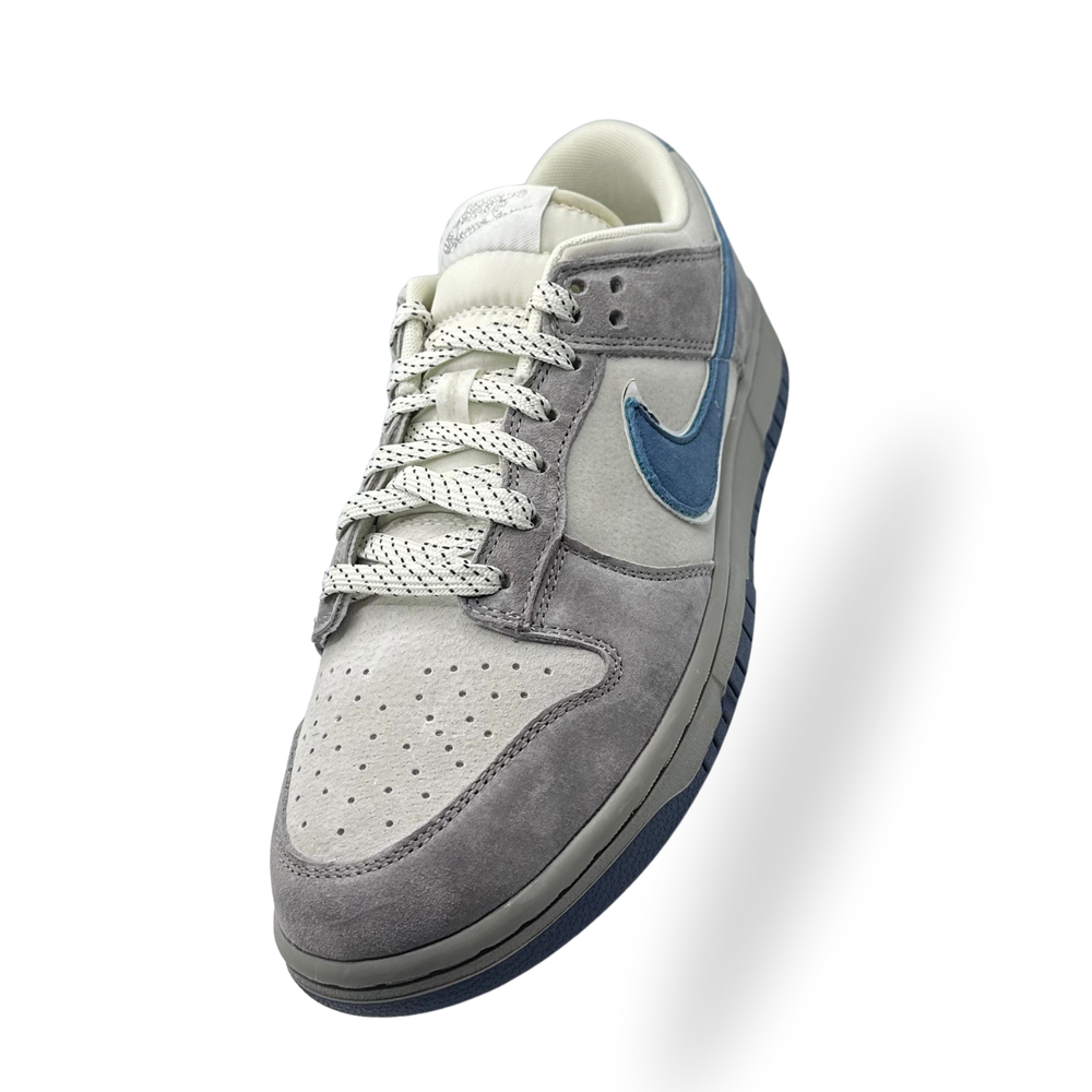 NK OTOMO
KATSUHIRO SB
Dunk Low OTS Investor