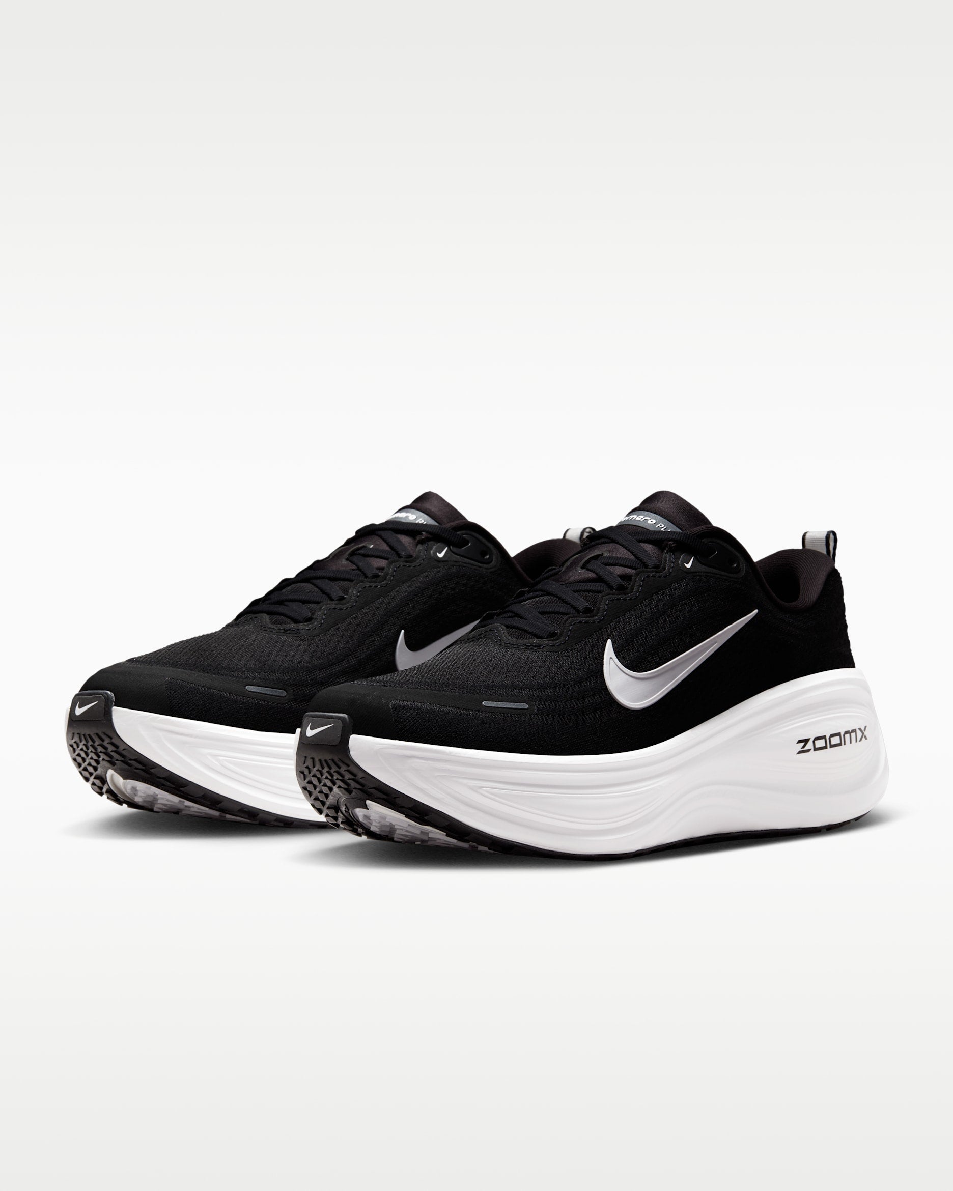 NIKE VOMERO PLUS ( Black) Investor